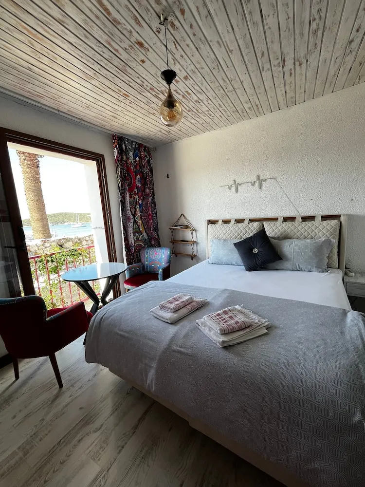 Panoramic Oda, 1 Büyük (Queen) Boy Yatak, Deniz Manzaralı