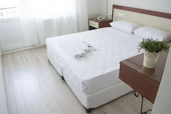 Yildirim Hotel