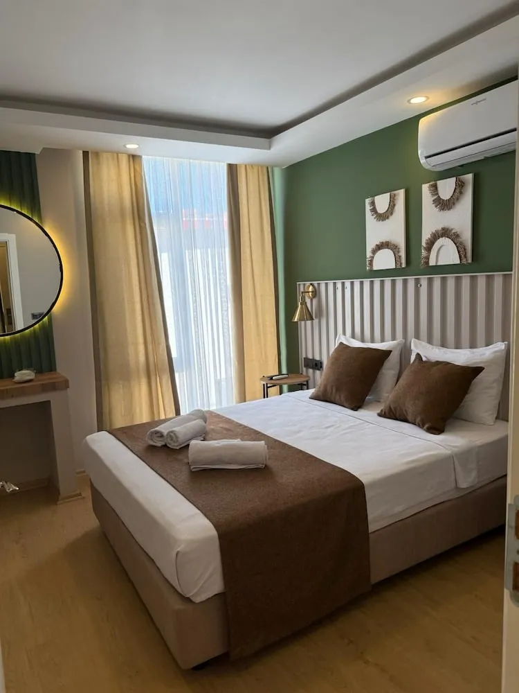 Deluxe Tek Büyük Yataklı Oda, Şehir Manzaralı