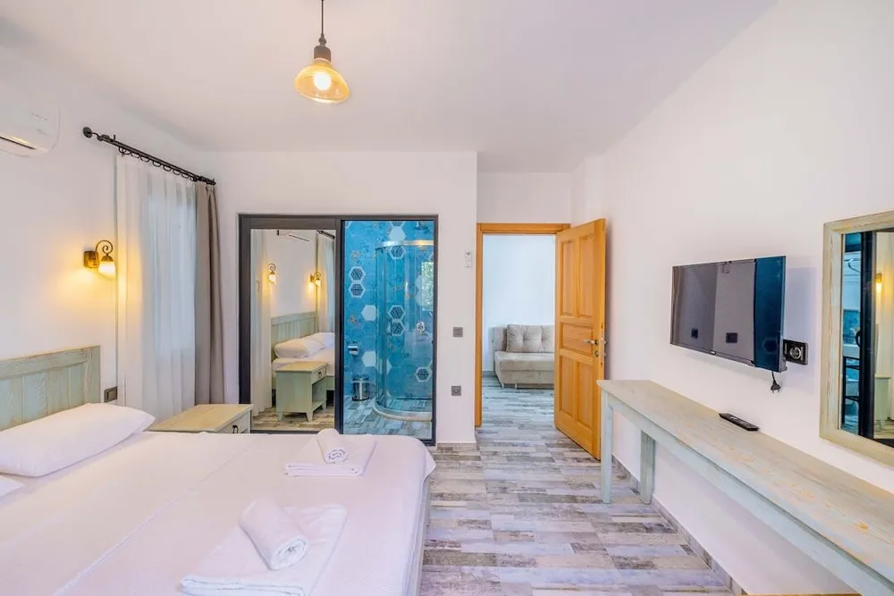Apart Daire, Kısmi Deniz Manzaralı