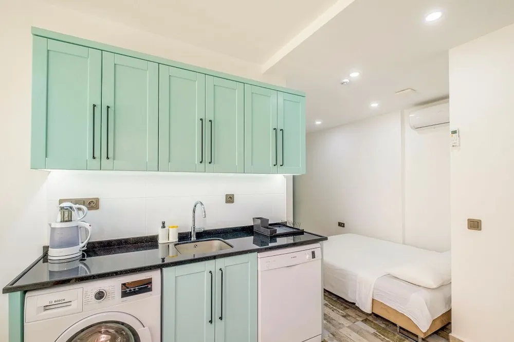 Apart Daire, Kısmi Deniz Manzaralı