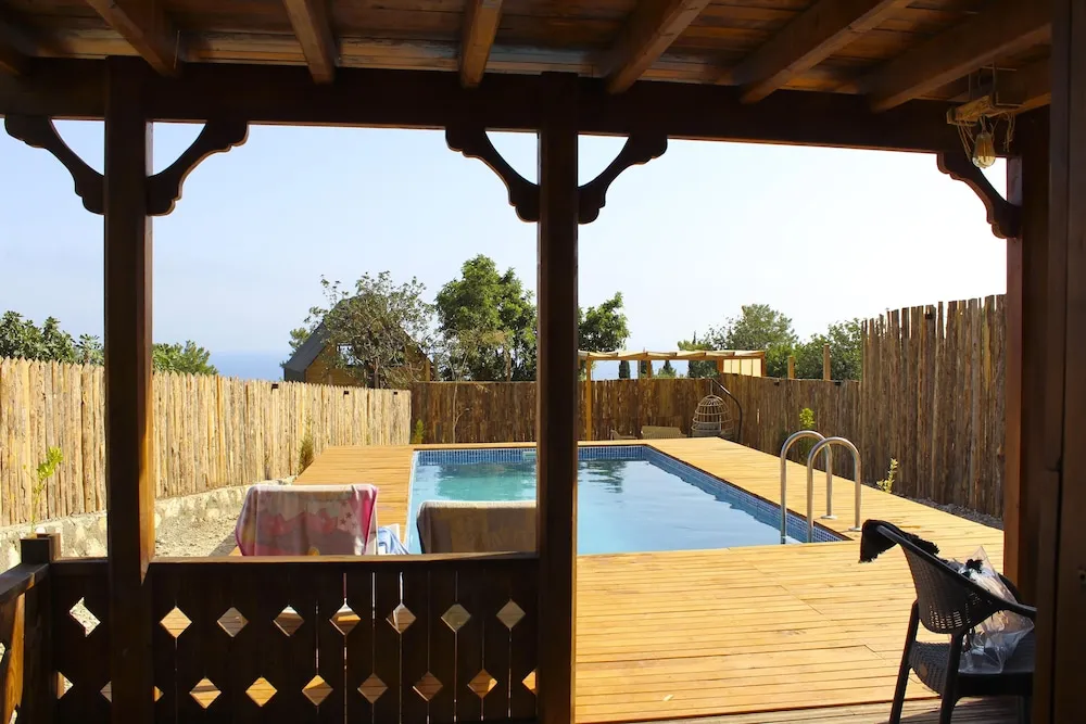 Exclusive Bungalov, Havuz Manzaralı
