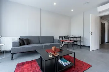 Rose Residence