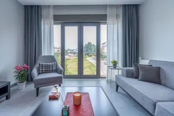 Rose Residence