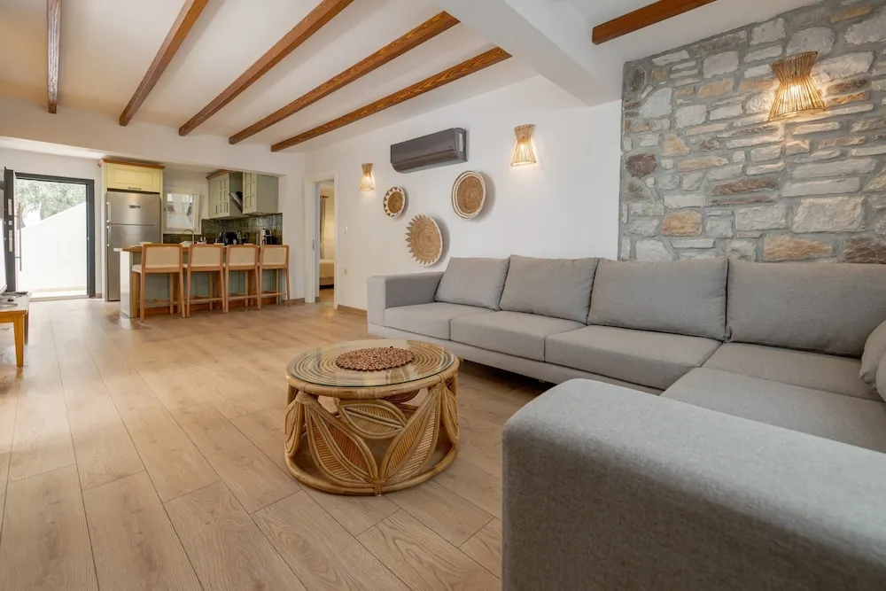 Teras Kati Lux Suit Villa