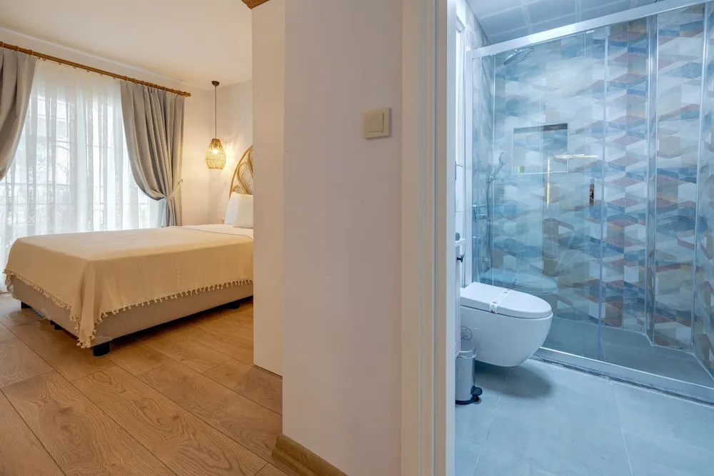 Bahce Kati Lux Suit Villa