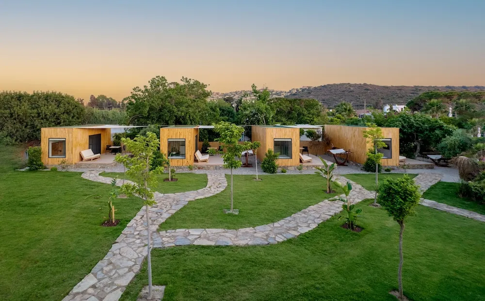 Gümüşlük Mah. No.: 3