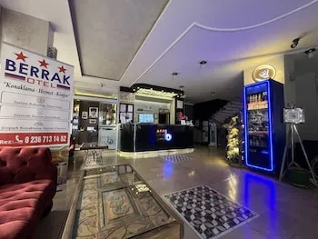 Berrak Otel