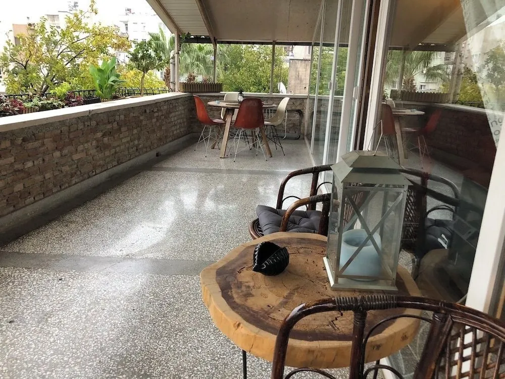 Superior Apart Daire, Teras