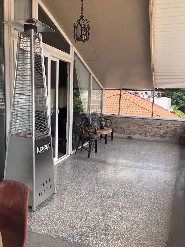 Superior Apart Daire, Teras