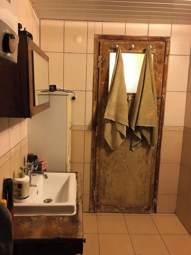 Deluxe Apart Daire, Zemin Kat