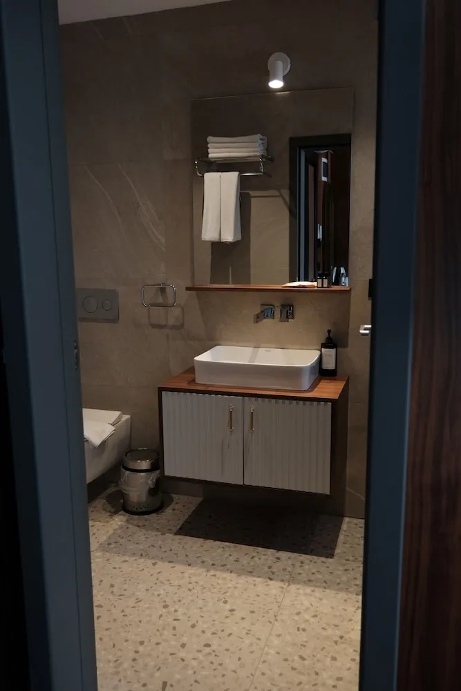Standard Oda, Bahçe Manzaralı