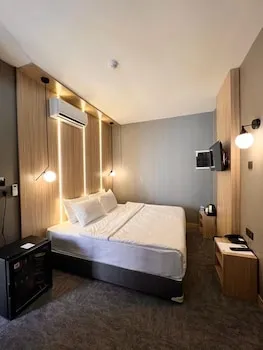 Royal Mass Airport Business Hotel