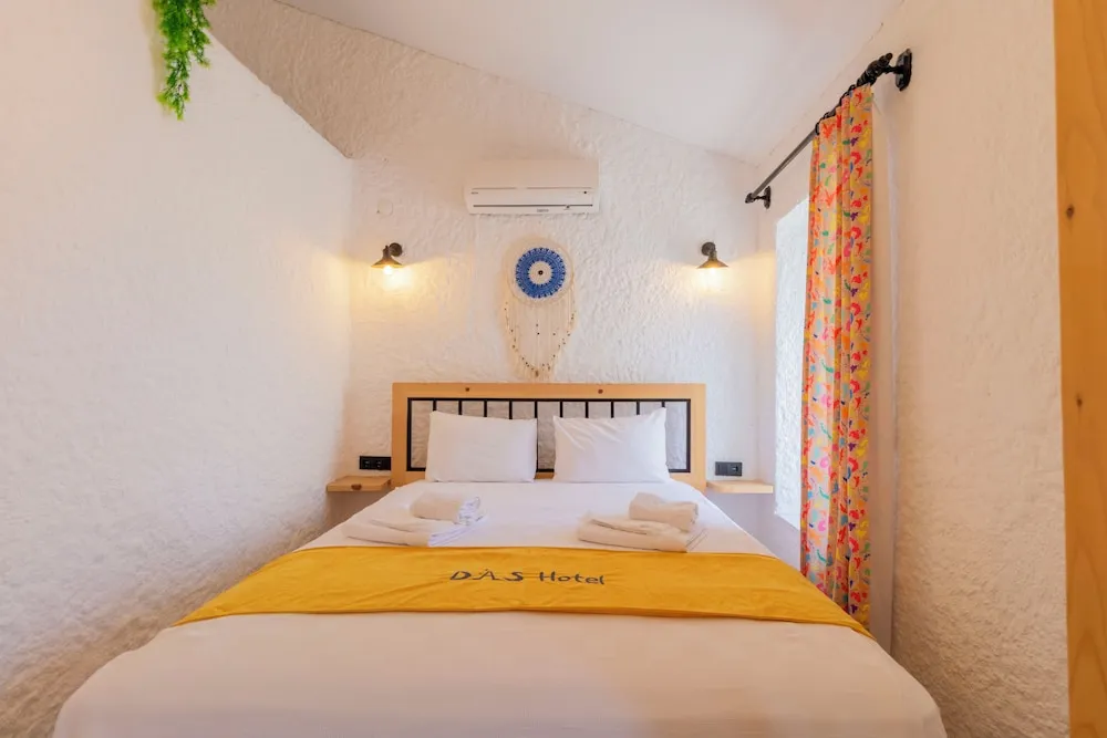 Deluxe Üç Kişilik Oda