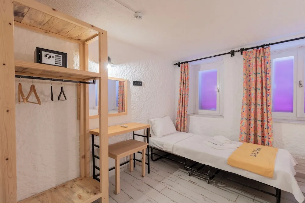 Comfort Üç Kişilik Oda
