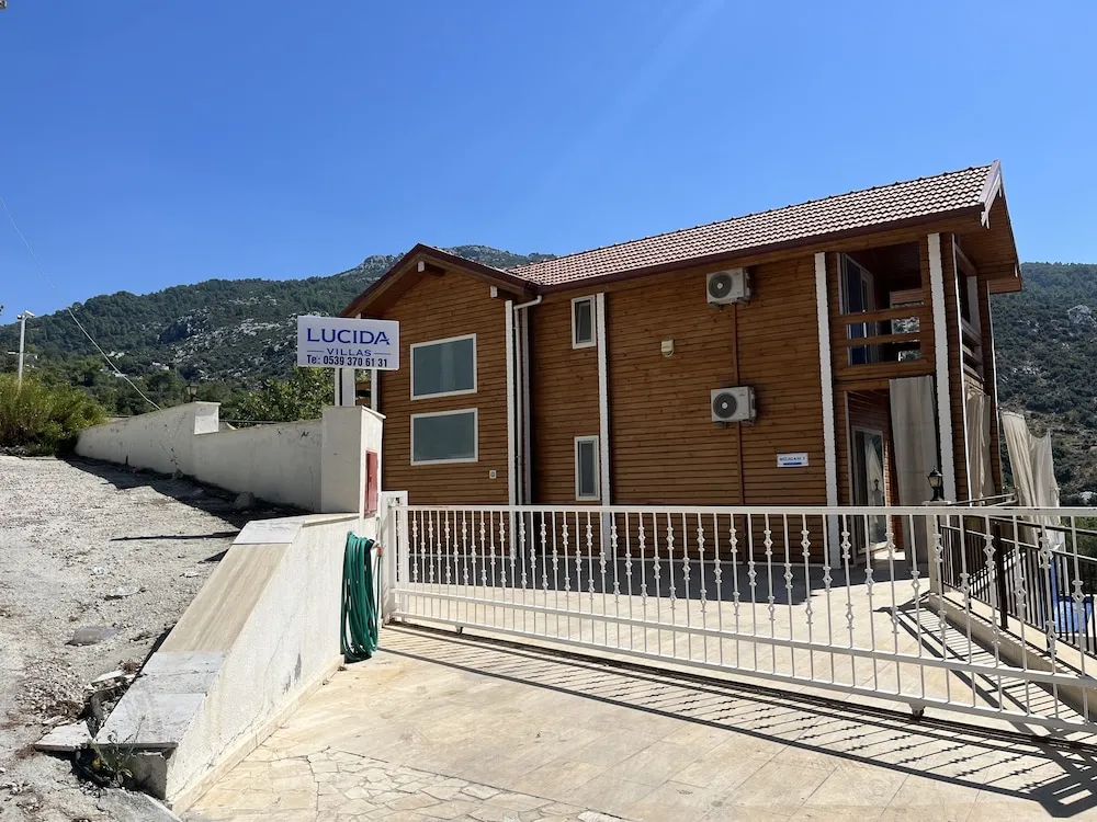 Lucida Villas - İslamlar Köyü - 1, 2, 3 YatakOdalı Villalar