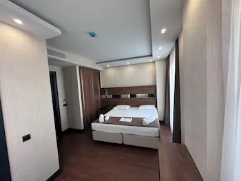 Star Suit Hotel