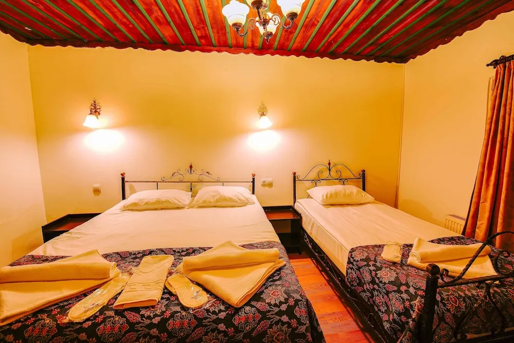 Family Süit, Birden Çok Yatak, Avlu Manzaralı, Zemin Kat