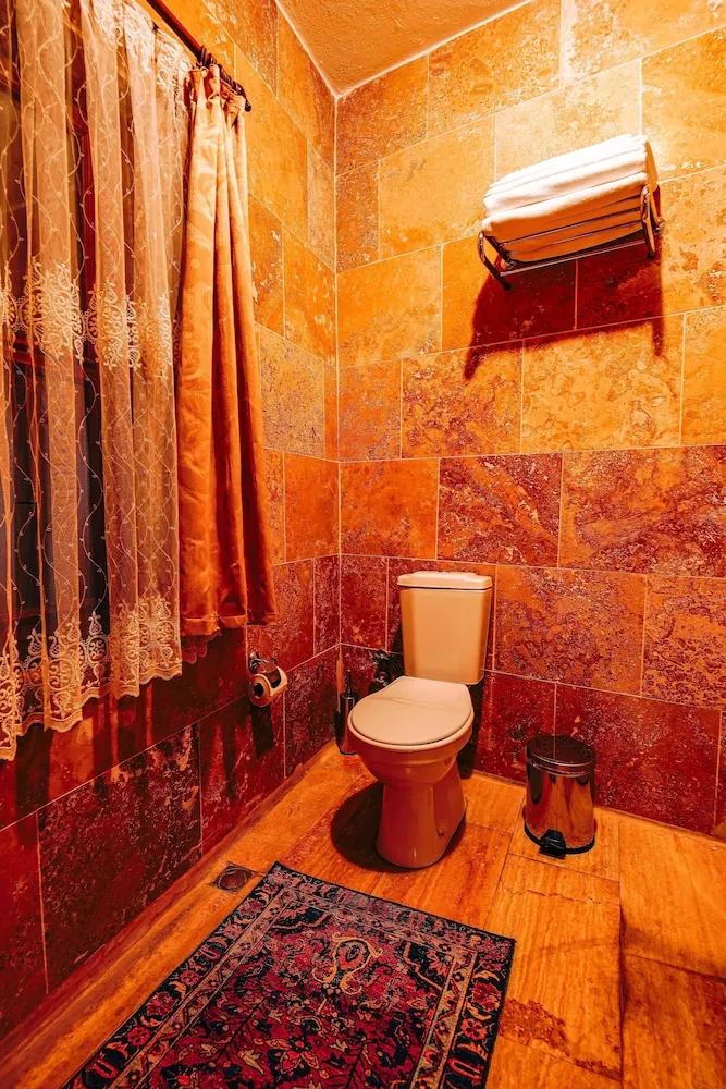 Signature Süit, 1 Büyük (Queen) Boy Yatak, Vadi Manzaralı, Bahçeli