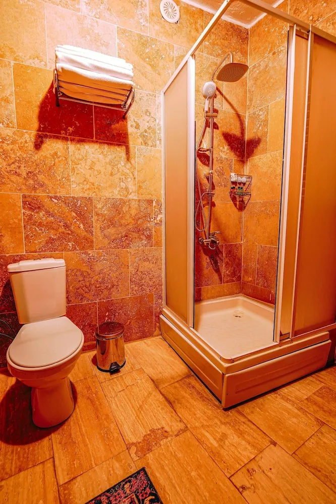 Signature Süit, 1 Büyük (Queen) Boy Yatak, Vadi Manzaralı, Bahçeli