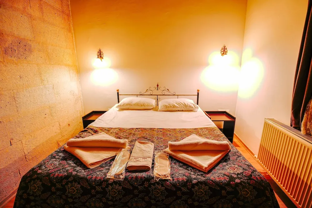 Signature Süit, 1 Büyük (Queen) Boy Yatak, Vadi Manzaralı, Bahçeli