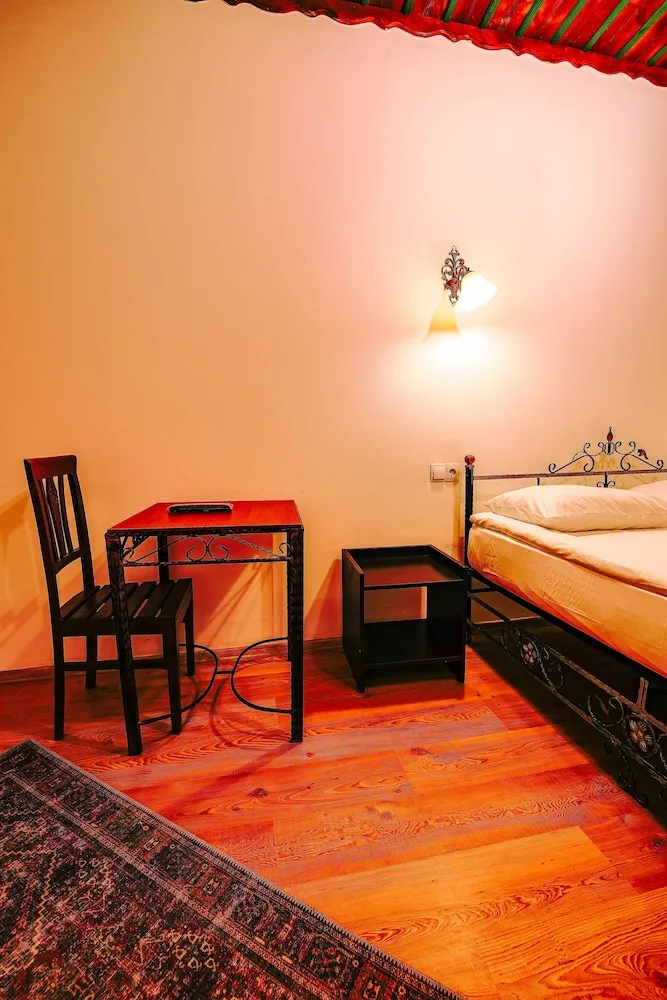 Signature Süit, 1 Büyük (Queen) Boy Yatak, Vadi Manzaralı, Bahçeli