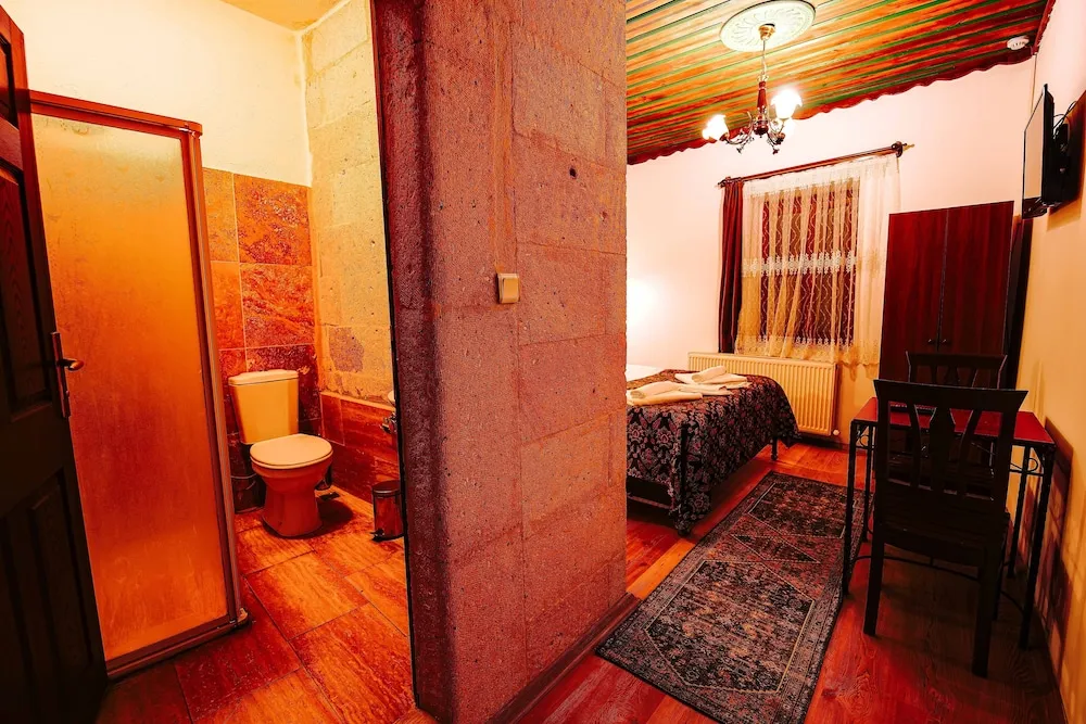 Signature Süit, 1 Büyük (Queen) Boy Yatak, Vadi Manzaralı, Bahçeli