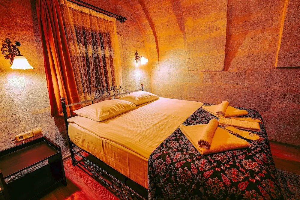 Deluxe Süit, 1 Büyük (Queen) Boy Yatak, Avlu Manzaralı, Zemin Kat