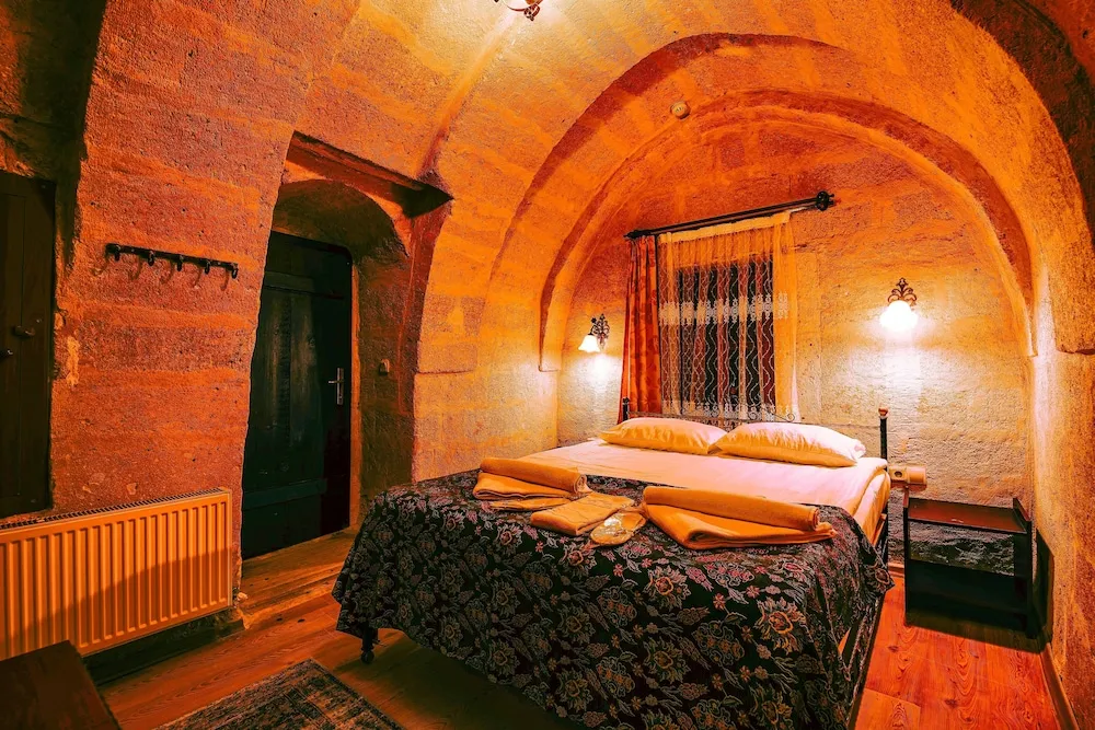 Deluxe Süit, 1 Büyük (Queen) Boy Yatak, Avlu Manzaralı, Zemin Kat