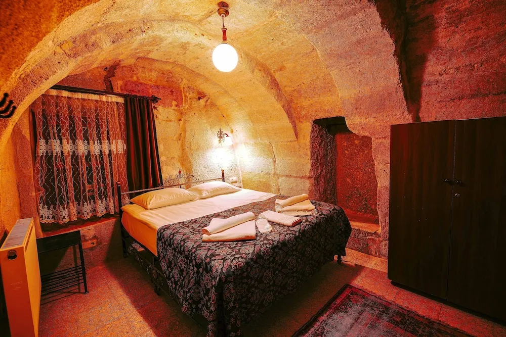 Deluxe Süit, 1 Büyük (Queen) Boy Yatak, Avlu Manzaralı, Zemin Kat