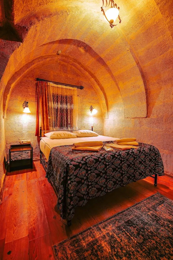 Deluxe Süit, 1 Büyük (Queen) Boy Yatak, Avlu Manzaralı, Zemin Kat