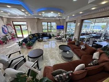 Beyaz Köşk Hotel & Cafe