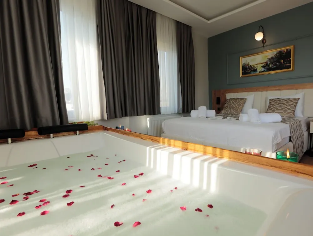 Romantic Tek Büyük Yataklı Oda, Deniz Manzaralı