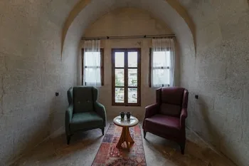 Escape Cave Suites