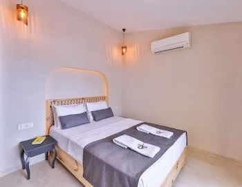 Çınar Hotel