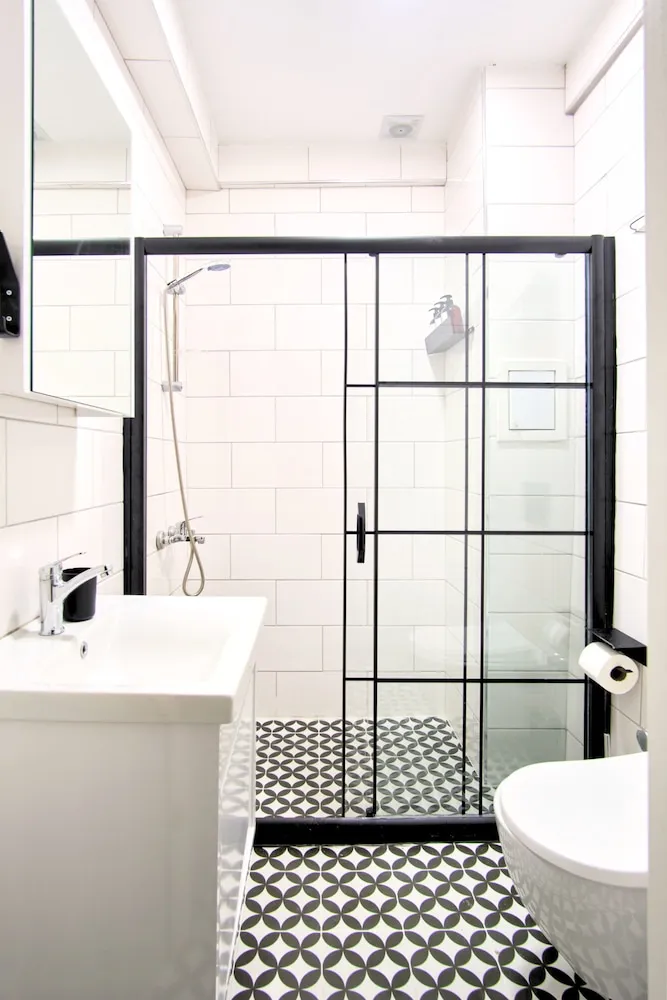 Economy Tek Büyük Yataklı Oda, 1 Büyük (Queen) Boy Yatak