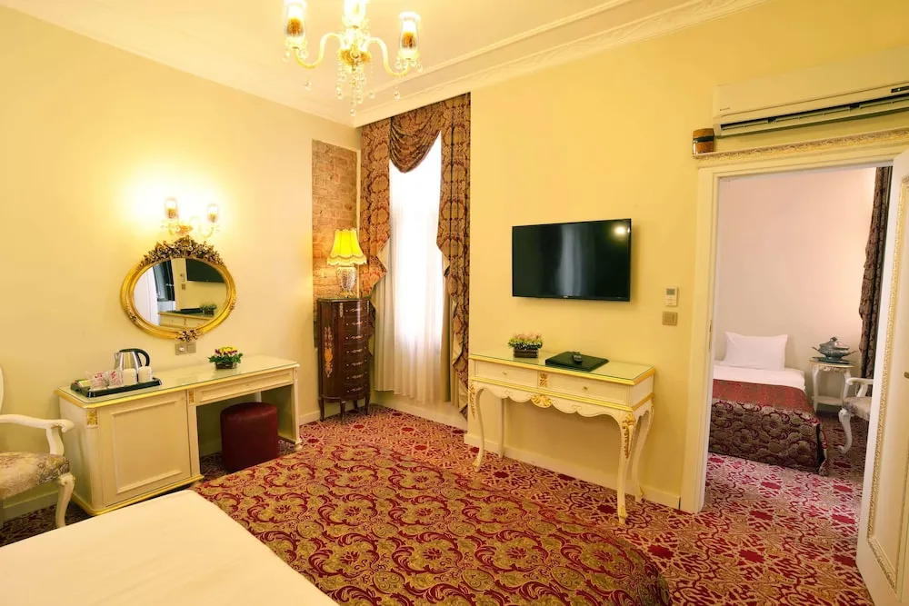King Suite with Jacuzzi