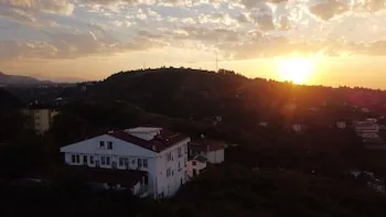 Perla Blanca Hotel