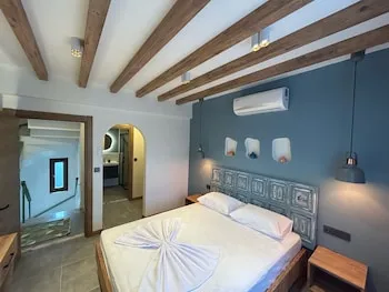 Avlu Villas & Apartments
