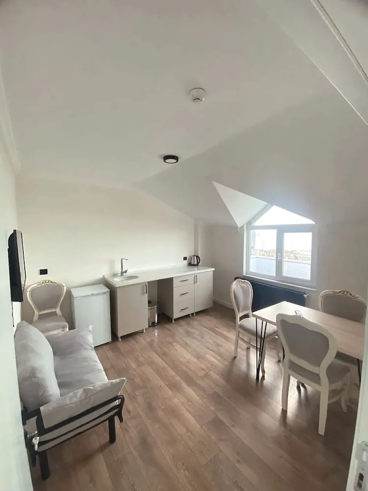 Deluxe Çatı Katı Süiti (Penthouse), Deniz Manzaralı