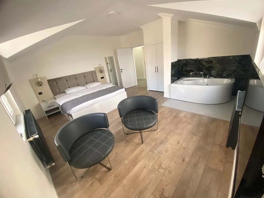 Deluxe Çatı Katı Süiti (Penthouse), Deniz Manzaralı