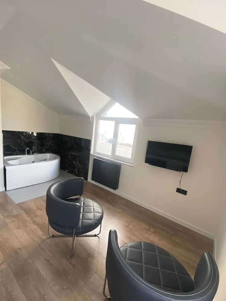 Deluxe Çatı Katı Süiti (Penthouse), Deniz Manzaralı
