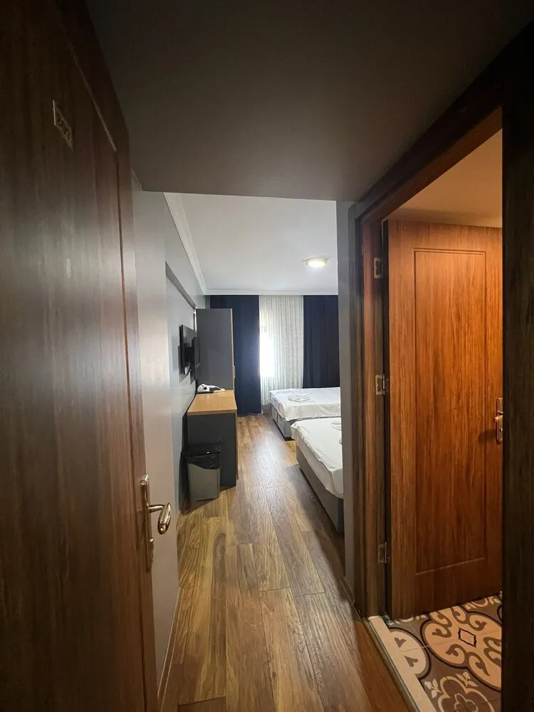 Deluxe Dört Kişilik Oda