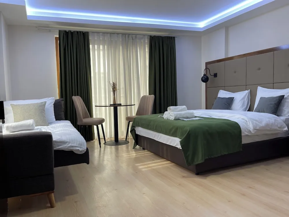 Deluxe Stüdyo Süit