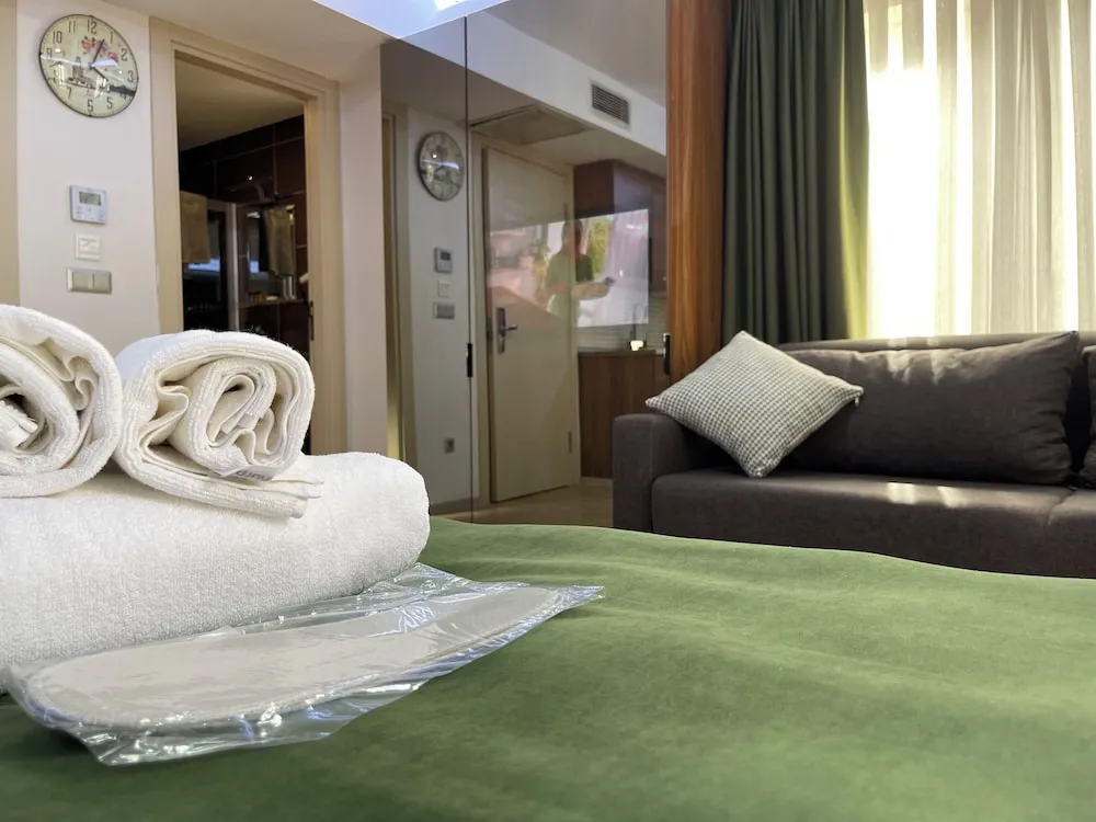 Deluxe Stüdyo Süit