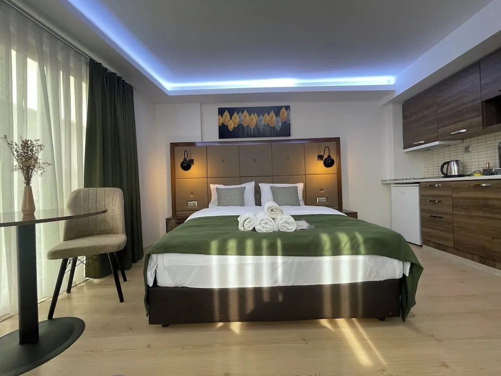 Deluxe Üç Kişilik Oda