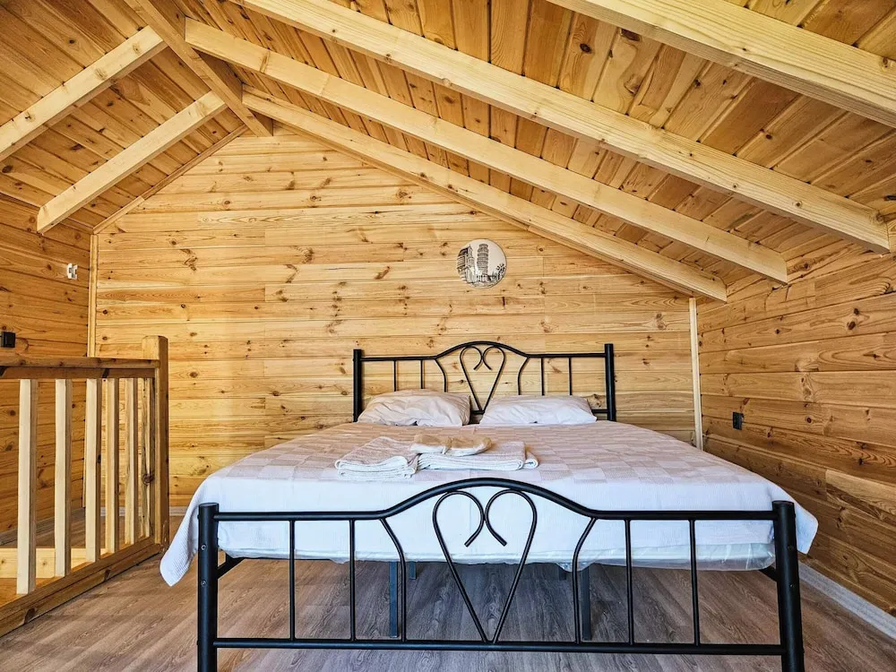 Deluxe Bungalov, Göl Manzaralı