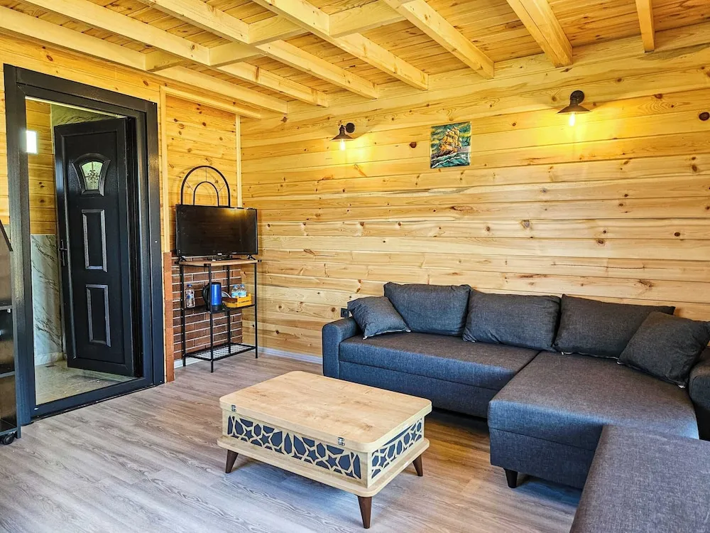 Deluxe Bungalov, Göl Manzaralı