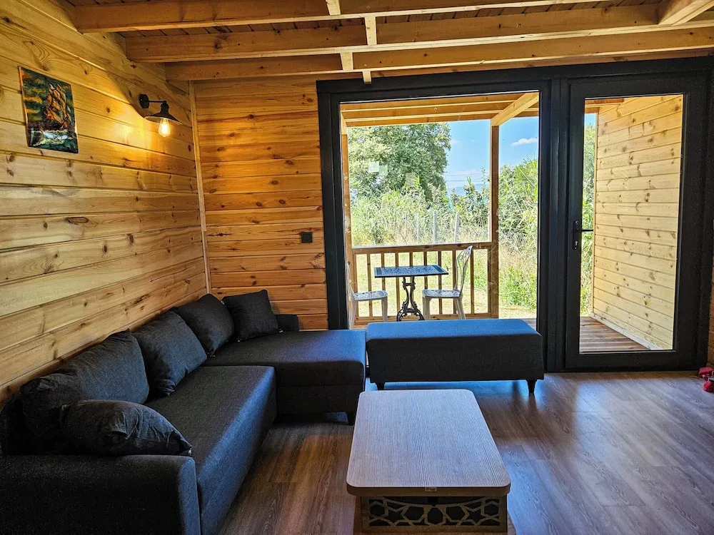 Deluxe Bungalov, Göl Manzaralı