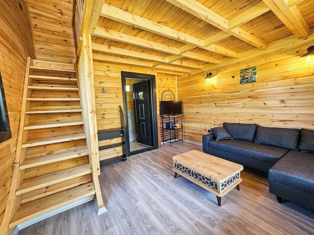 Deluxe Bungalov, Göl Manzaralı
